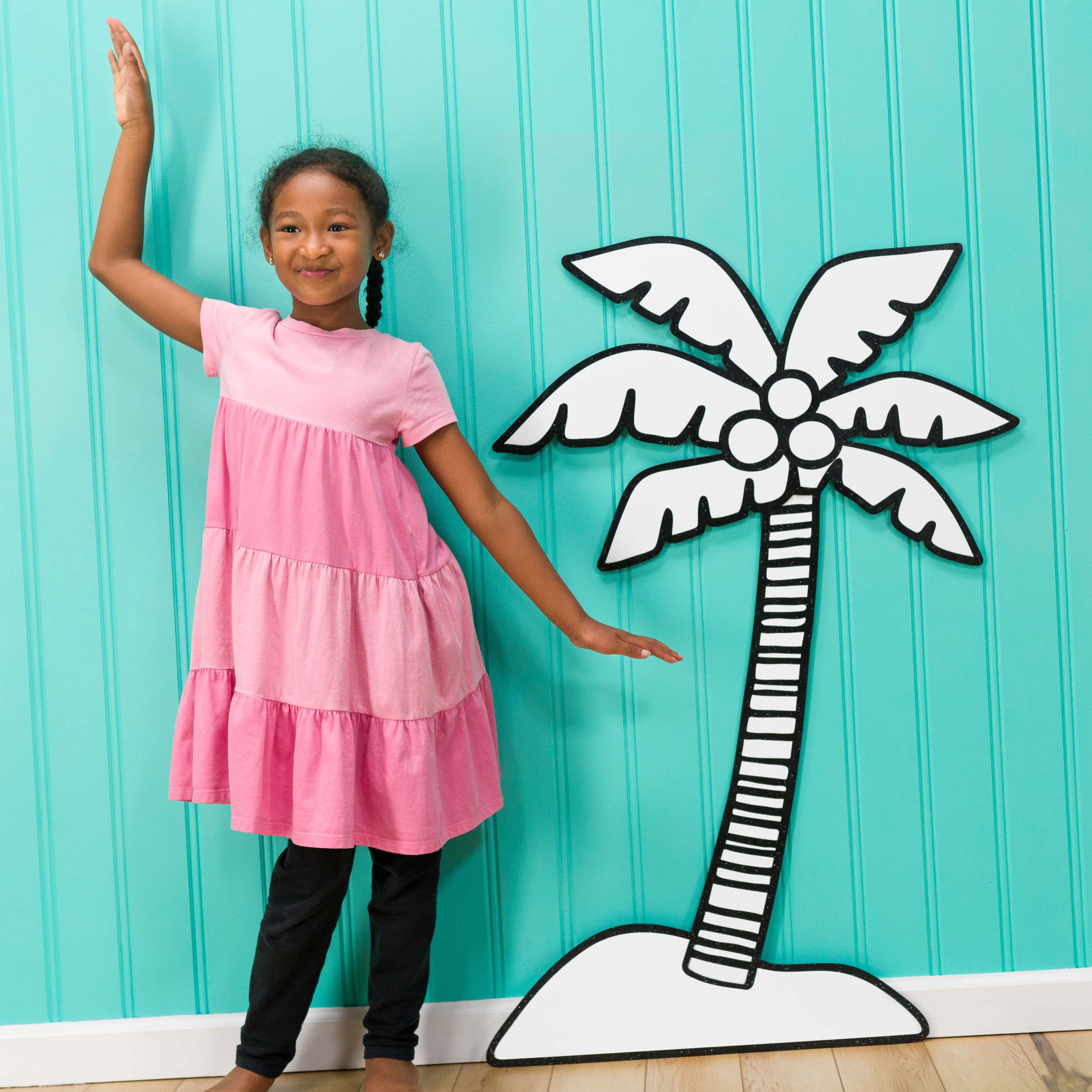 Tall Palm Tree | Color n’ Erase | Play & Décor