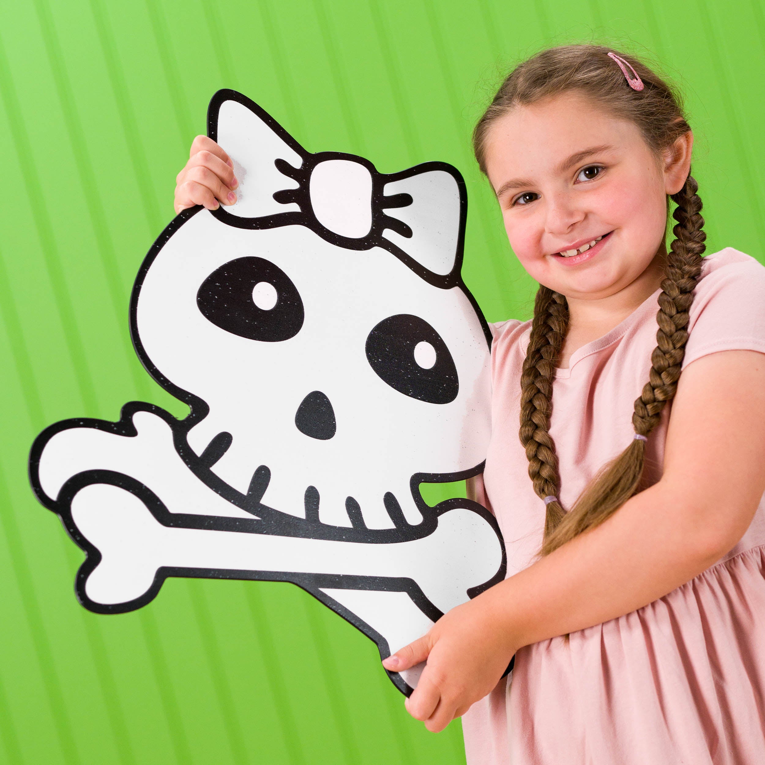 Skull with Bow | Color n’ Erase | Play & Décor