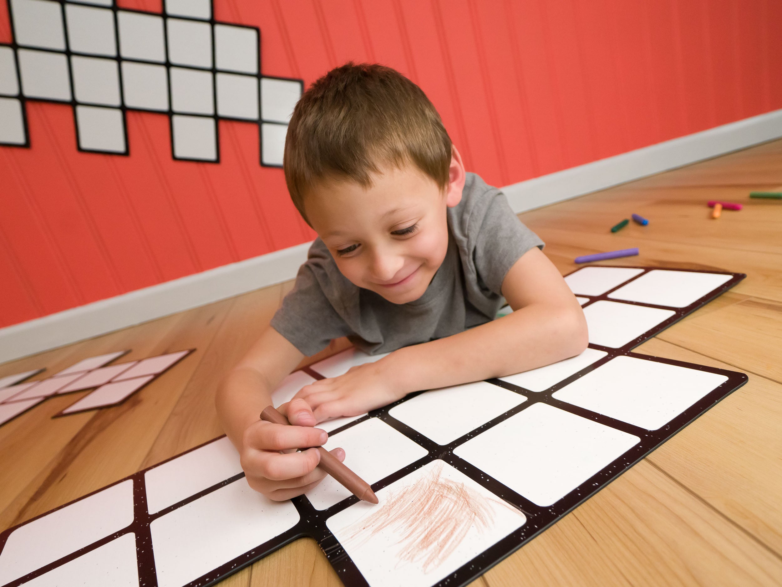 Pixel Invaders Set | Color n’ Erase | Play & Décor