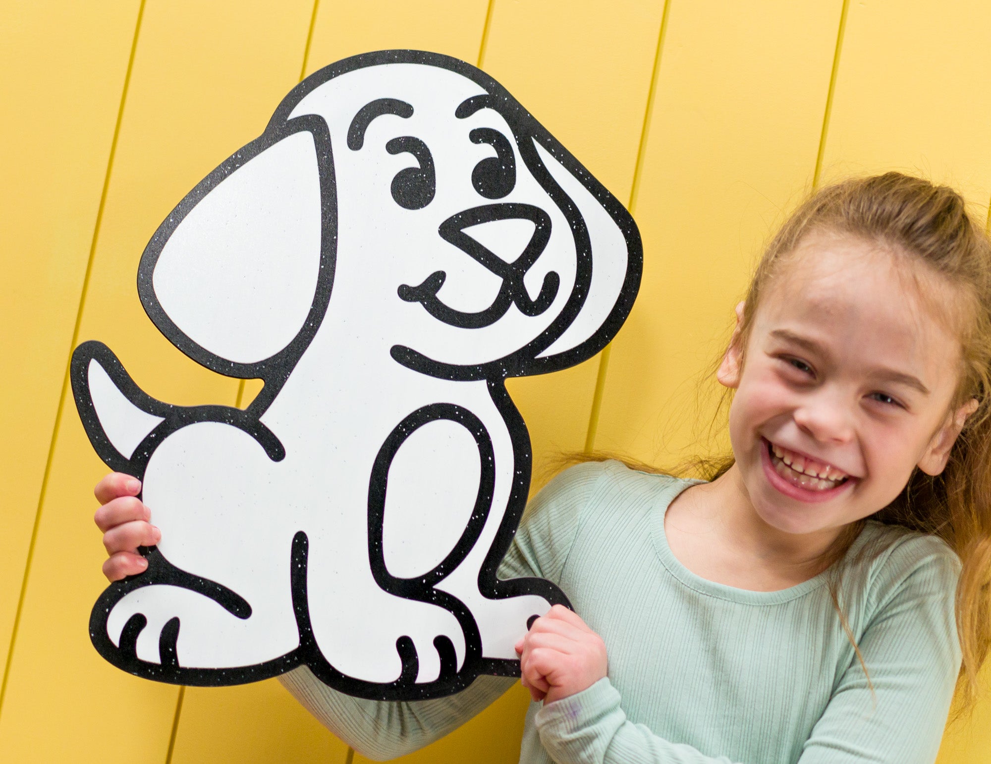 Sitting Puppy Dog | Color n’ Erase | Play & Décor
